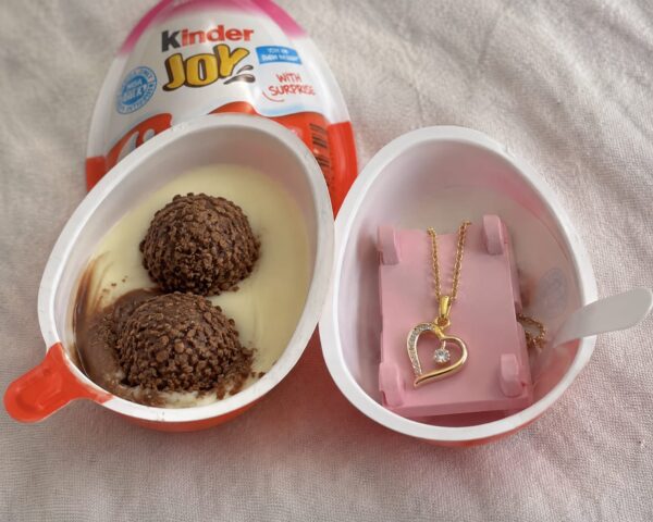 Kinder Joy -1 Surprise gift