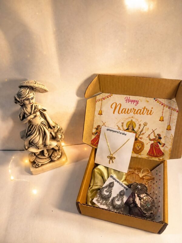Shail Navratri hamper